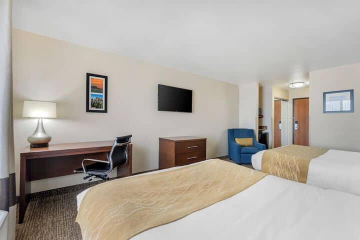Room 15 of 25