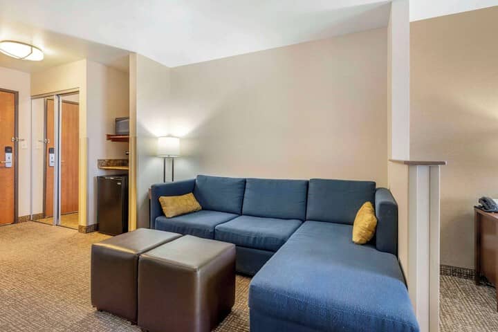 Room 5 of 25