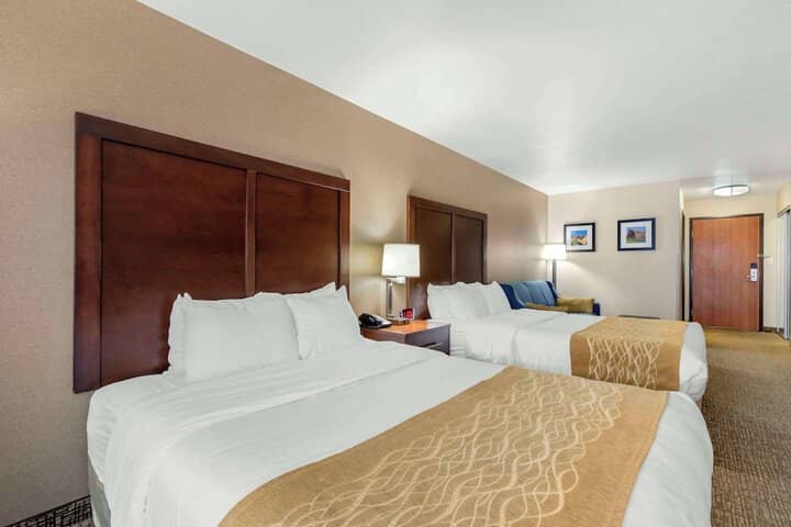 Room 11 of 25