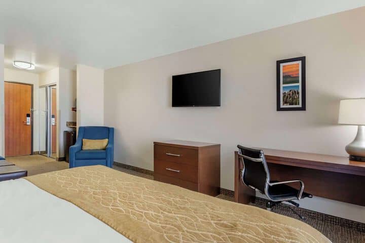 Room 7 of 25